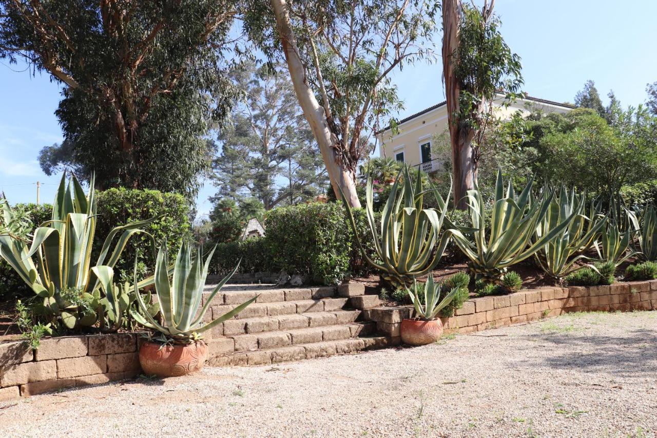 Villa Teresa Porto Azzurro Exterior photo