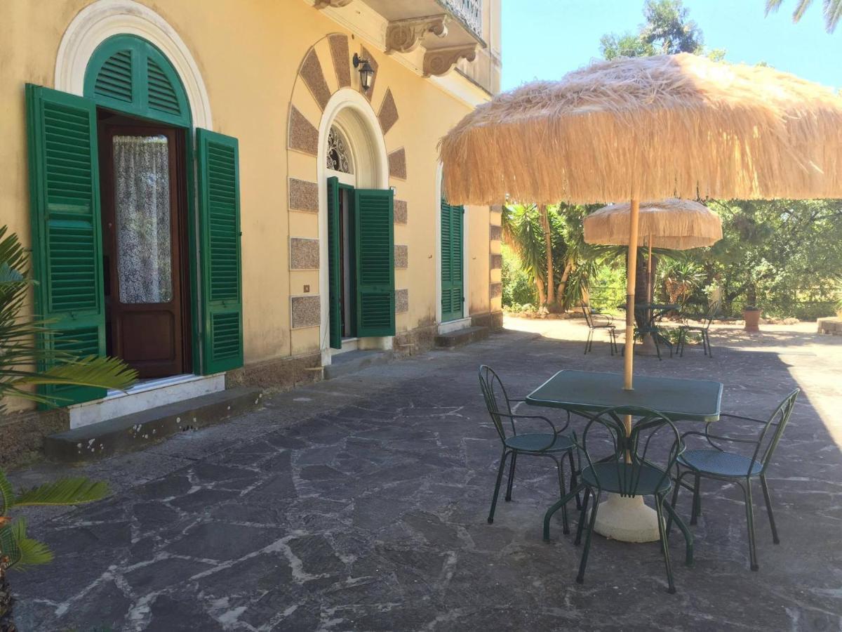 Villa Teresa Porto Azzurro Exterior photo