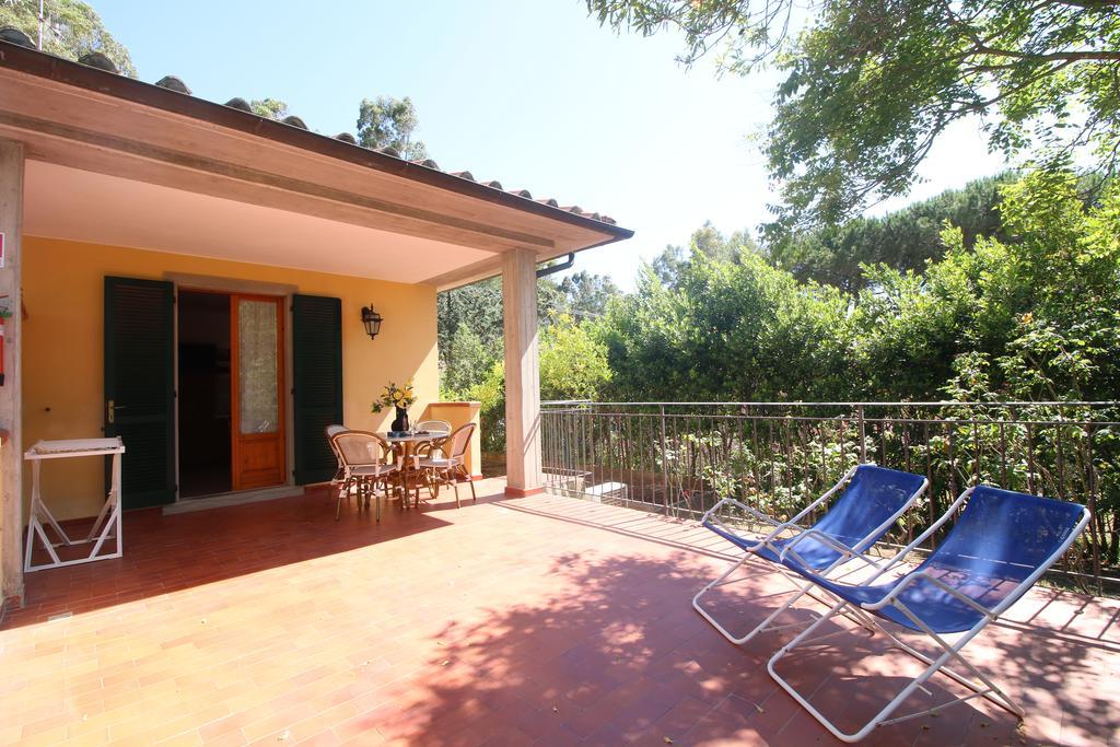 Villa Teresa Porto Azzurro Exterior photo