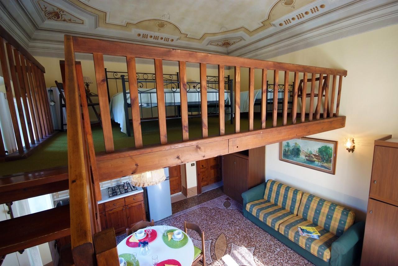 Villa Teresa Porto Azzurro Exterior photo